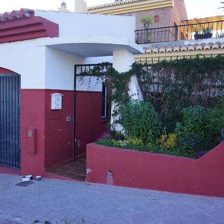 Comfortable Single Bluing Room B&B Granada Exterior photo
